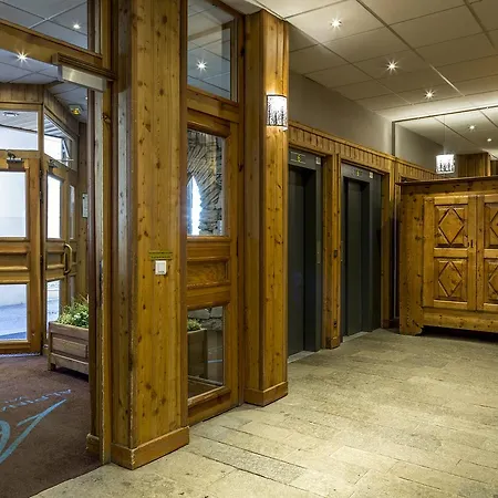 Madame Vacances Résidence Alpina Appart hôtel Val-dʼIsère