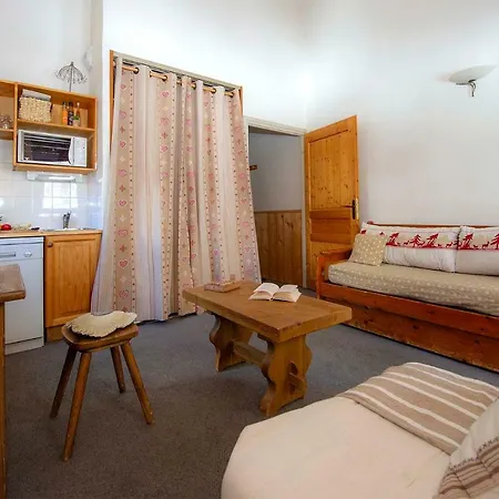 Madame Vacances Alpina Lägenhetshotell 4*